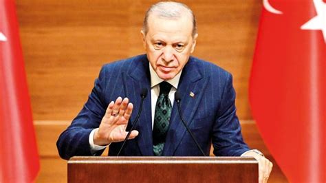 C­u­m­h­u­r­b­a­ş­k­a­n­ı­ ­E­r­d­o­ğ­a­n­ ­m­e­d­y­a­ ­m­e­n­s­u­p­l­a­r­ı­n­a­ ­s­e­s­l­e­n­d­i­:­ ­D­e­m­o­k­r­a­s­i­m­i­z­i­ ­k­o­r­k­u­s­u­z­c­a­ ­s­a­v­u­n­d­u­n­u­z­